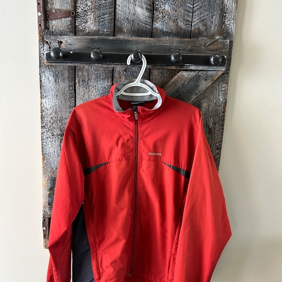 Men's Full Zipper Light Weight Patagonia Jacket Burnt Orange/Red - Picture 1 of 3